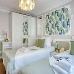 Parisian Gem: Heart Of The Latin Quarter- 2br Lift